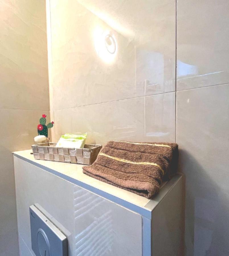 Apartman Dm SJJ Esterno foto