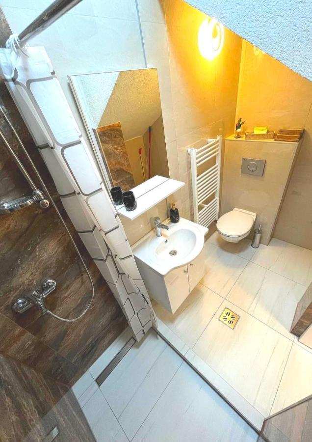 Apartman Dm SJJ Esterno foto