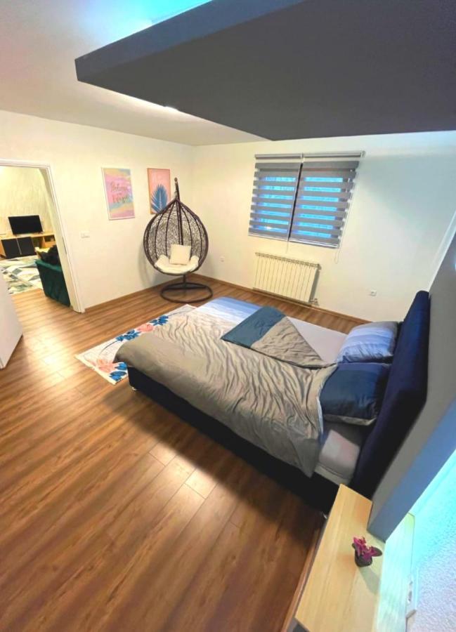 Apartman Dm SJJ Esterno foto