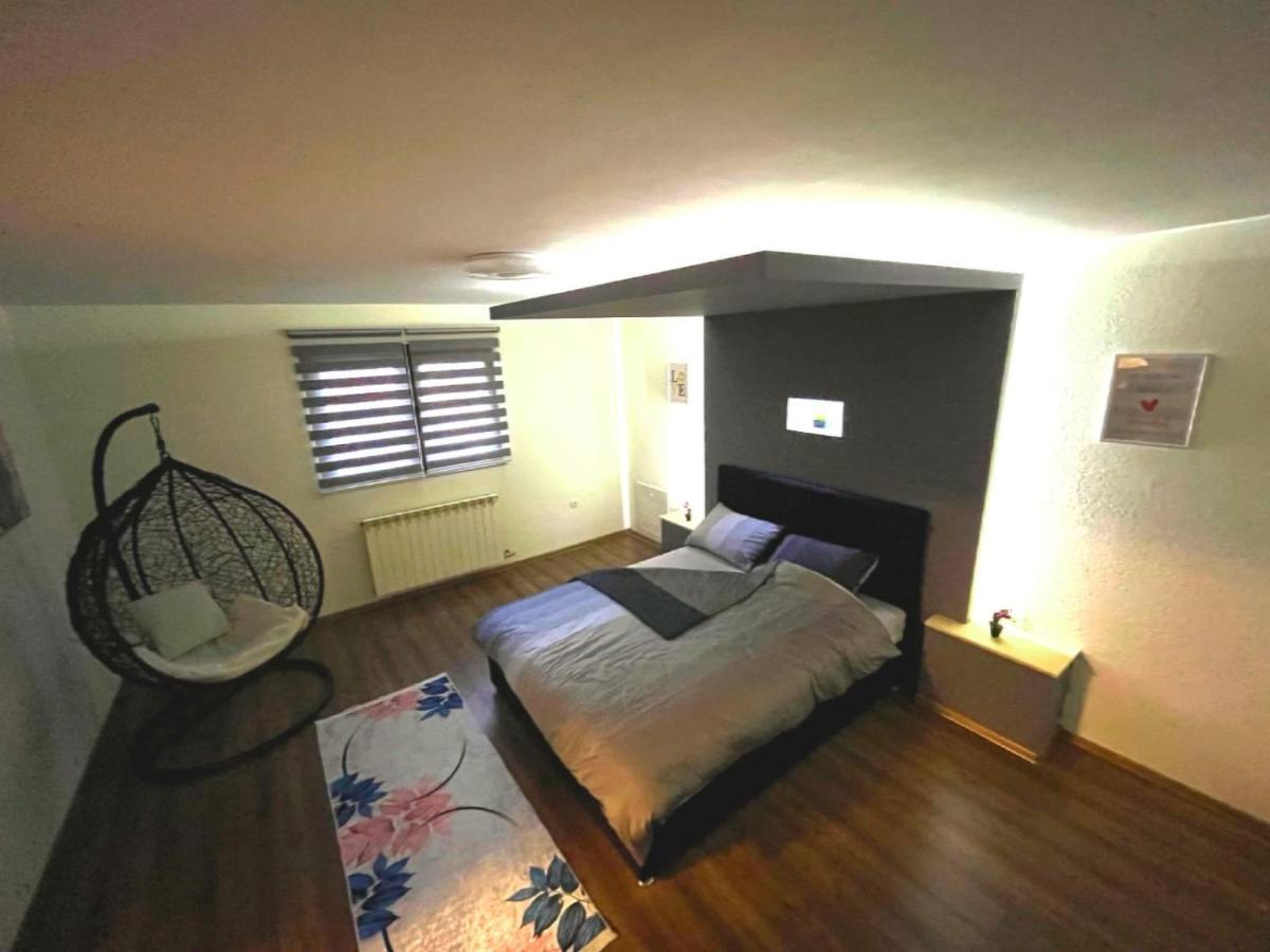 Apartman Dm SJJ Esterno foto